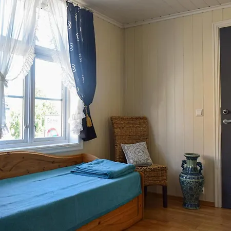 דירה 1 Bedroom Lovely In