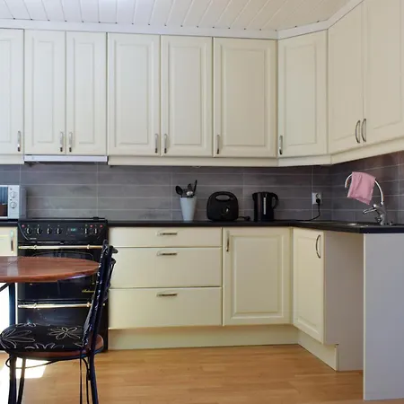1 Bedroom Lovely In Διαμέρισμα *